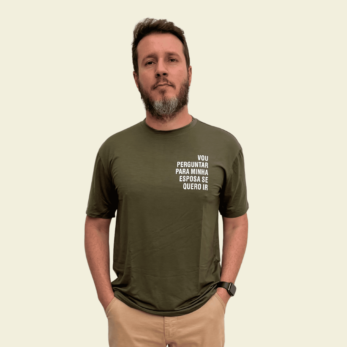 Camiseta Masculina "Vou Perguntar para Minha Esposa Se Quero Ir"